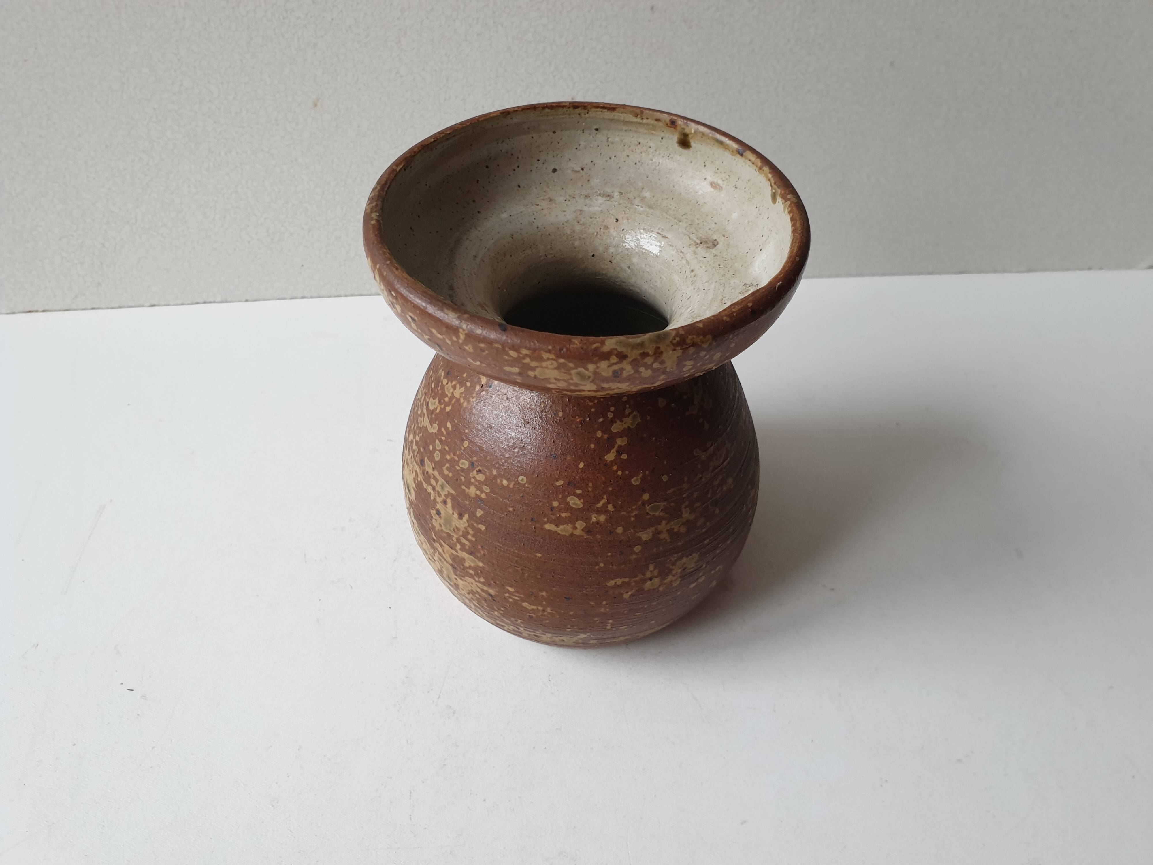 Pyrite stoneware ceramic vase, diabolo shape, signed Monogram Phi