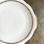 Europorcelaine round dish with ears in white and gold porcelain