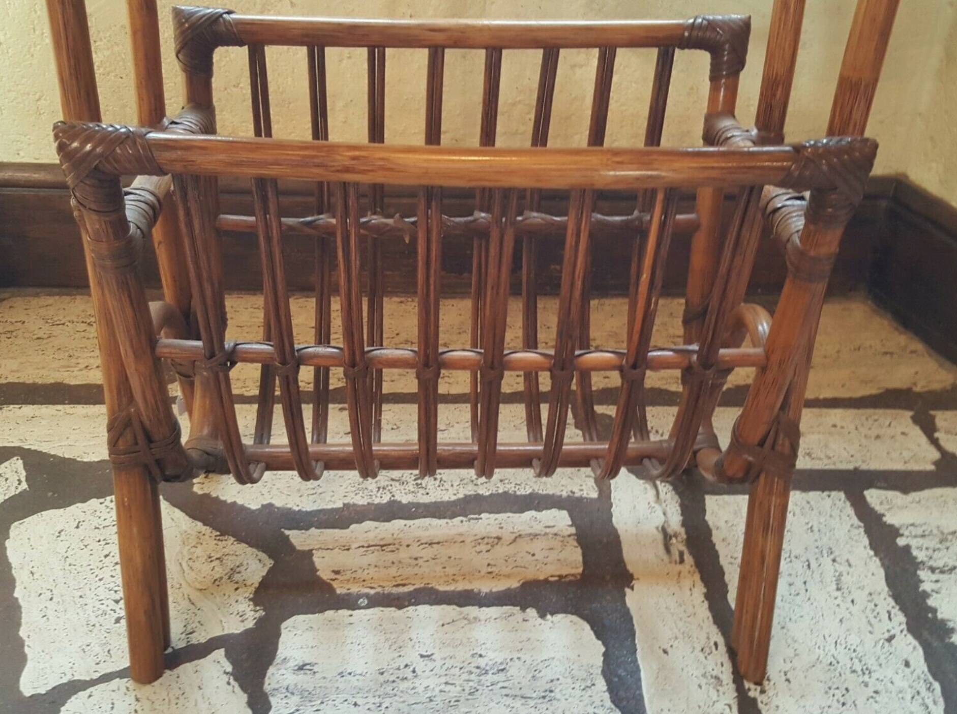 Wicker rattan magazine with tablet