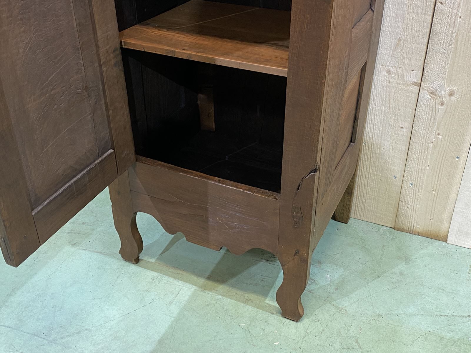 Chestnut maker - early 20th century