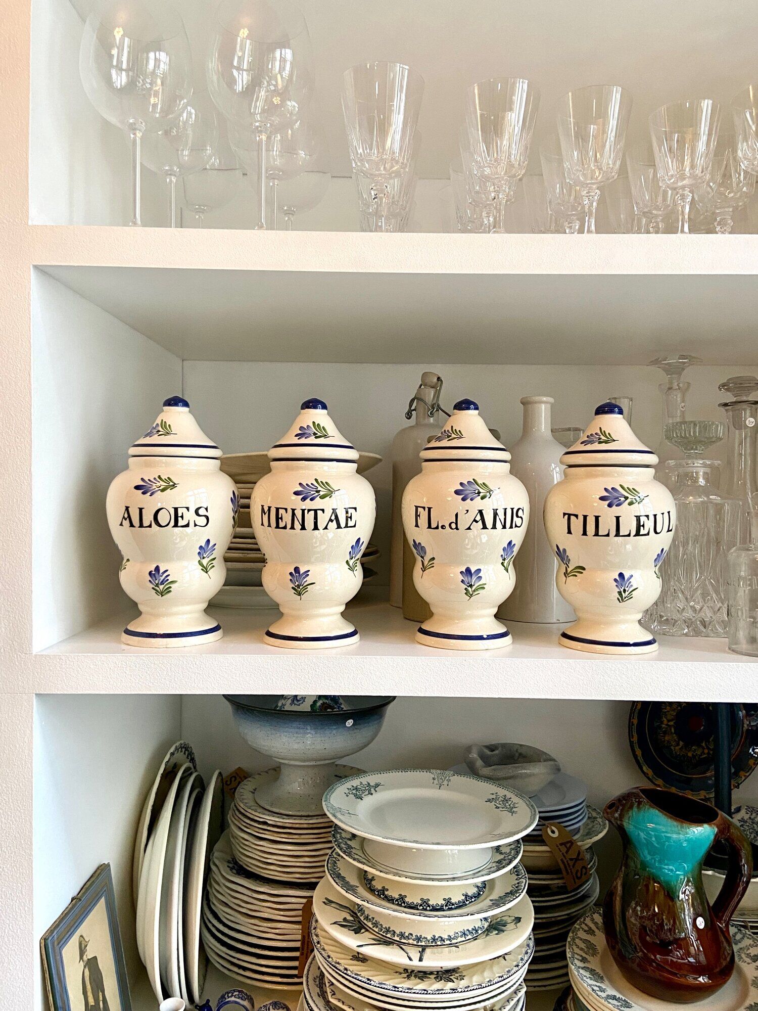 Fl apothecary jar. hand-painted earthenware anis