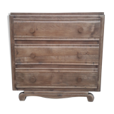 Wood chest of drawers