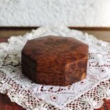 Octagonal box in Thuya