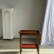 Wooden rolling trolley with removable top H66 75x35