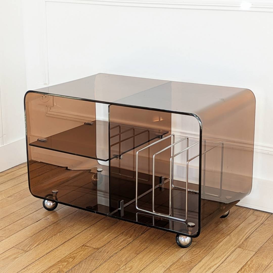 Hi-fi table, Michel Dumas