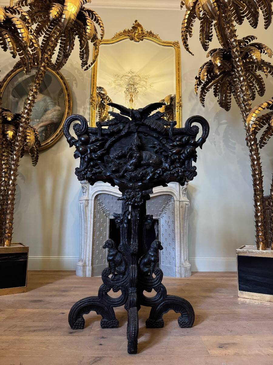 Carved wooden jardinière, Black Forest work, 19th century.