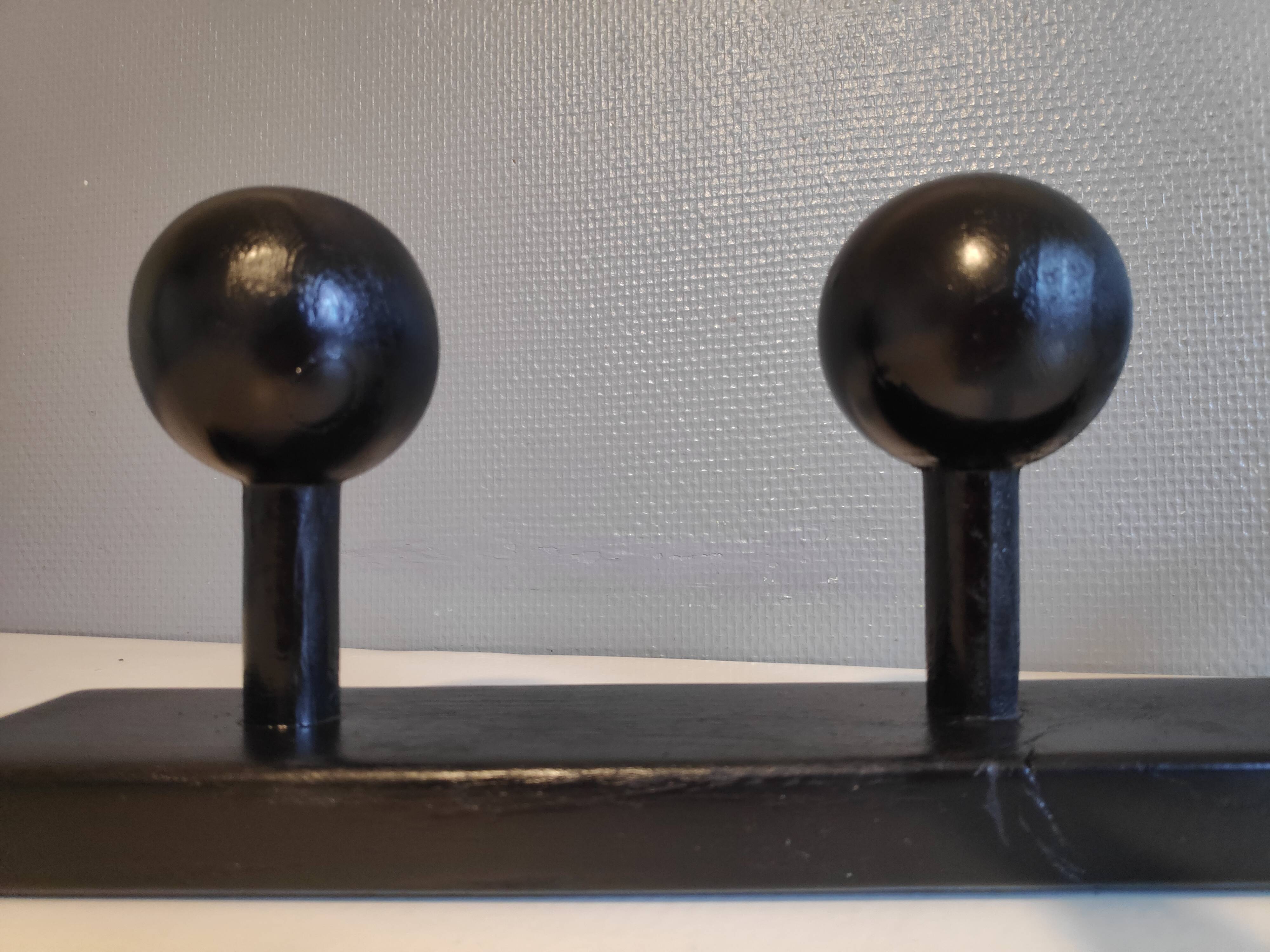Porte-manteaux vintage en bois noir 4 patères