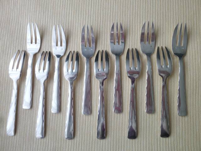 Set of 12 silver-plated cake forks