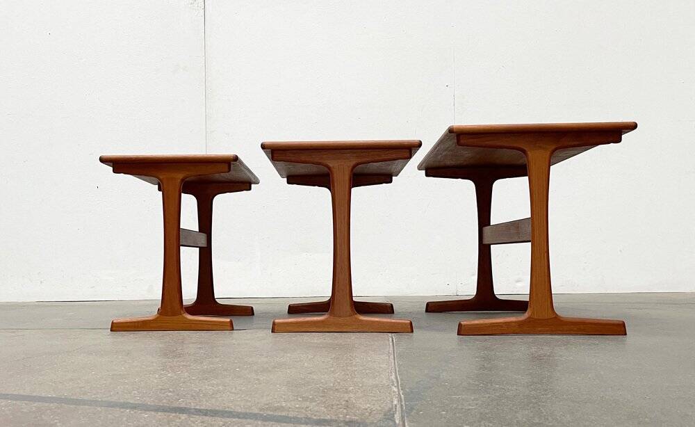 Nest of teak tables from the mid-century by Vildbjerg Møbelfabrik, 1960s, set of 3.