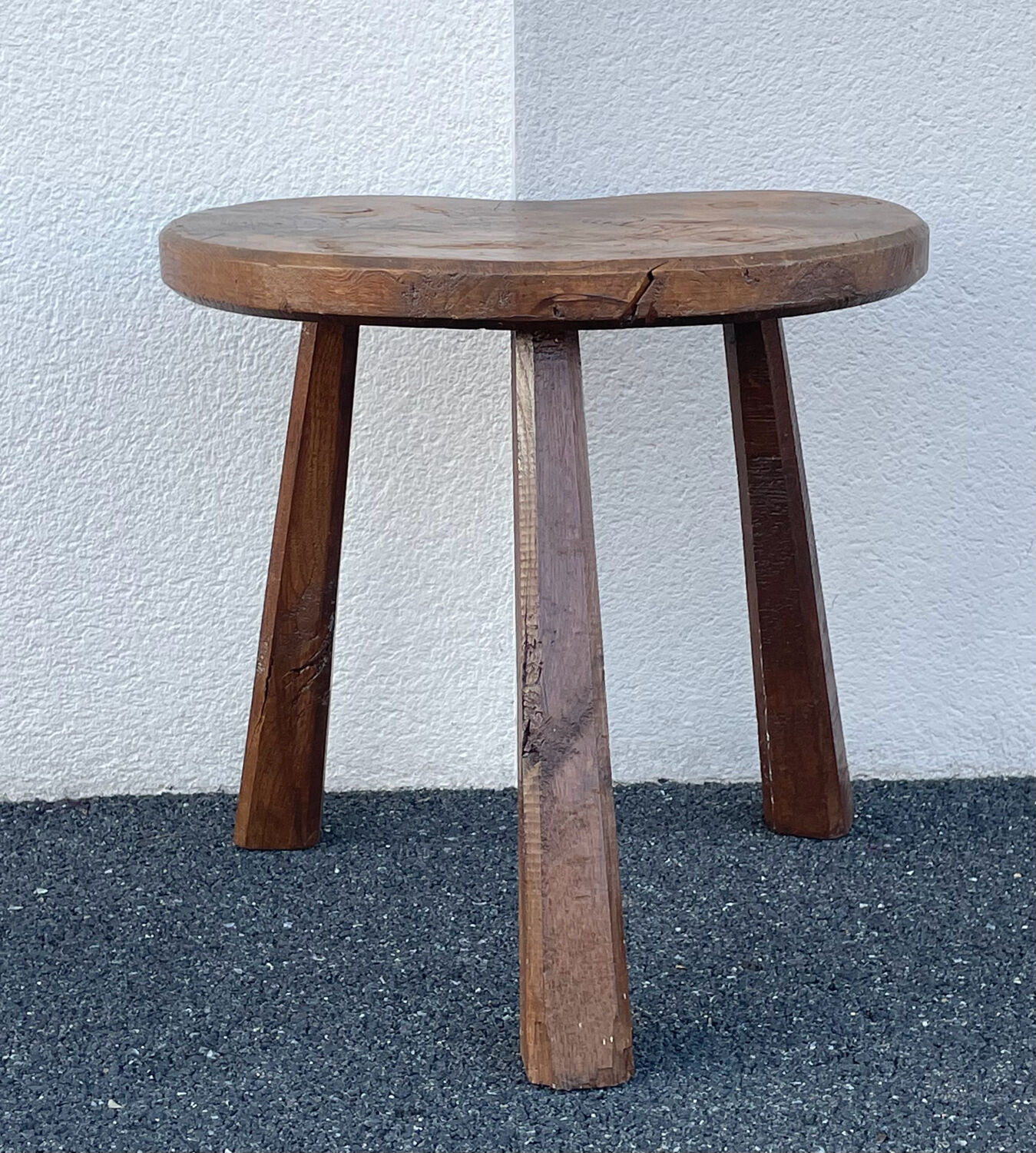 French brutalist tripod