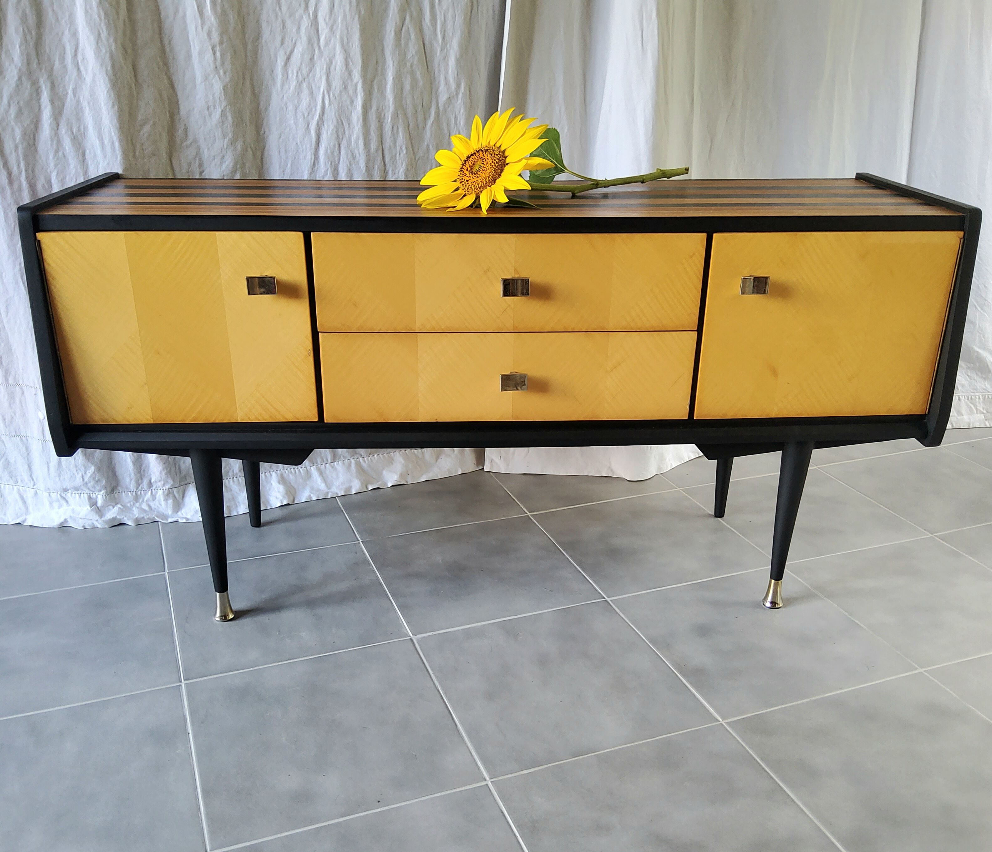 Sideboard