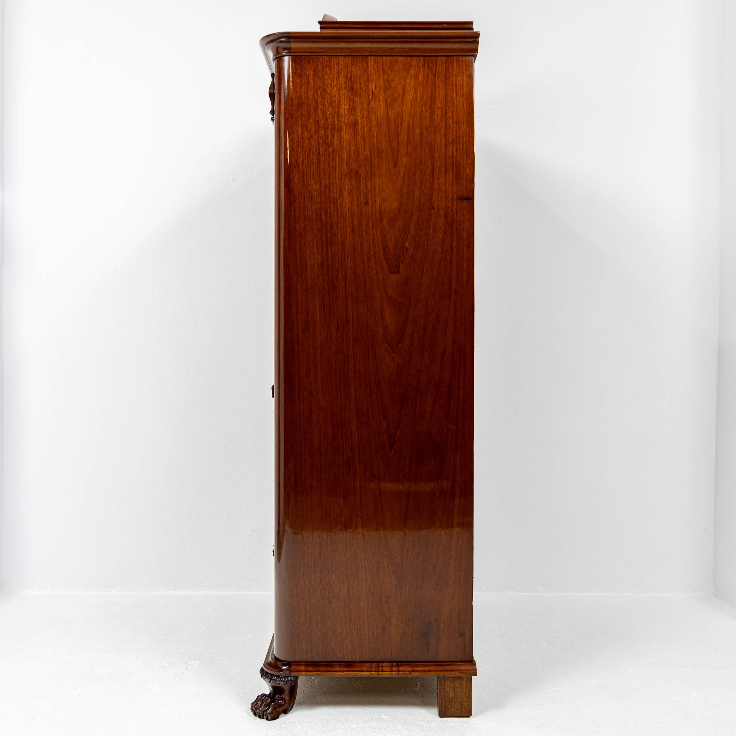 Chiffonnier haut avec bar en acajou 1850-1880