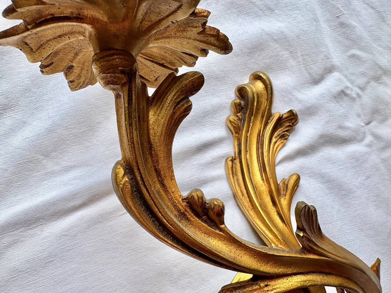 Pair of gilt bronze wall sconces, Louis XV rocaille style