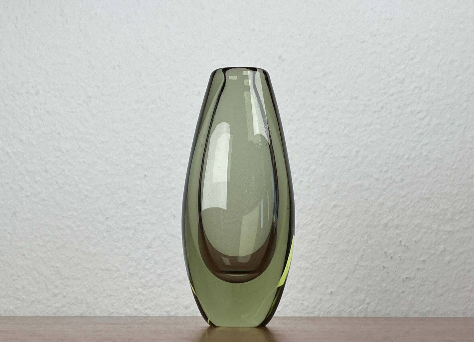 Danish glass vase in mid-century style by Per Lütken for Holmegaard, 1960s.