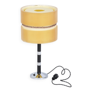 Lampe de table tchèque Art Déco en acier chromé, hêtre et parchemin, années 1940