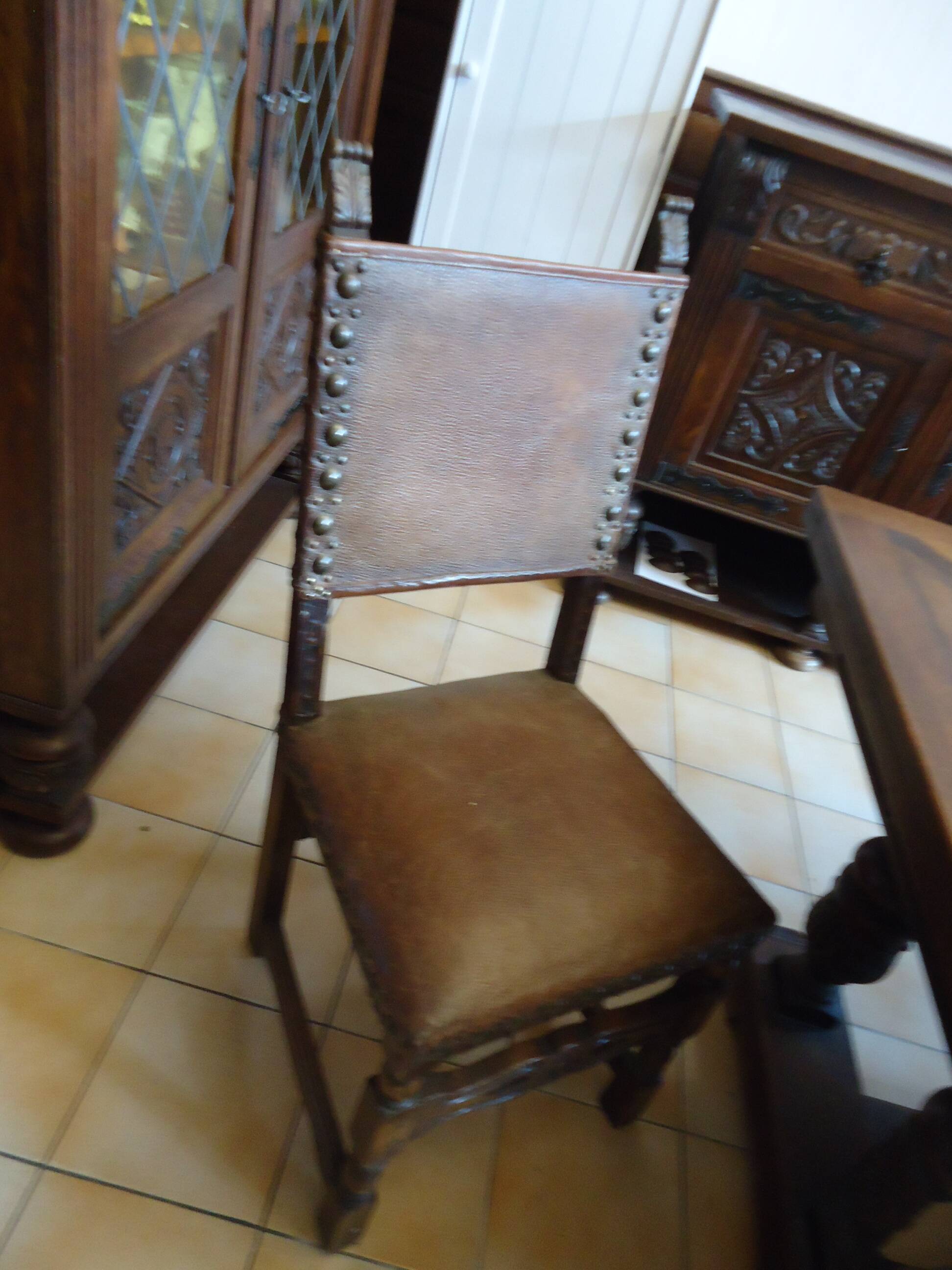 Dining table and 6 solid wood chairs from the 1950s.