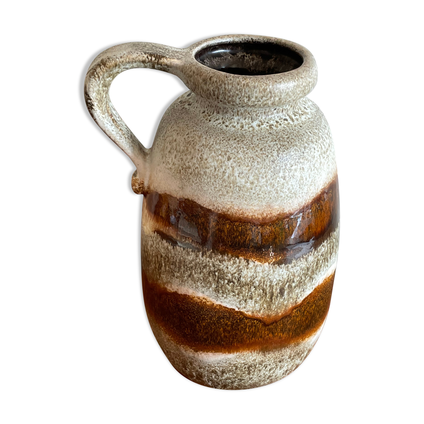 Large mudflated sandstone vase