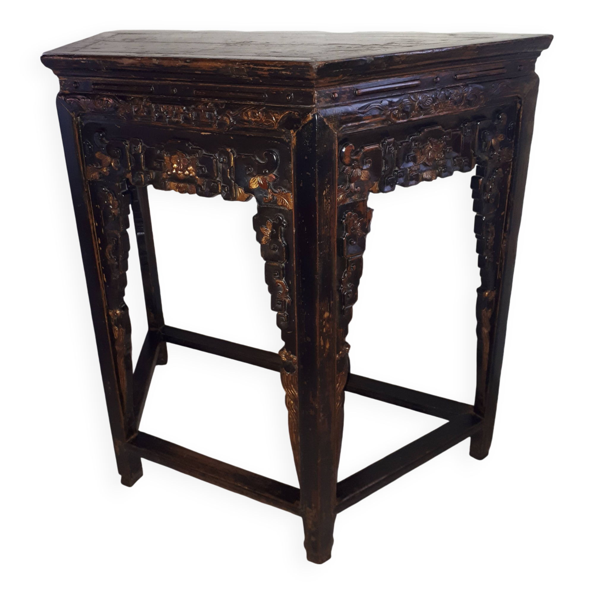 Antique Chinese lacquered wood console, China Qing Dynasty