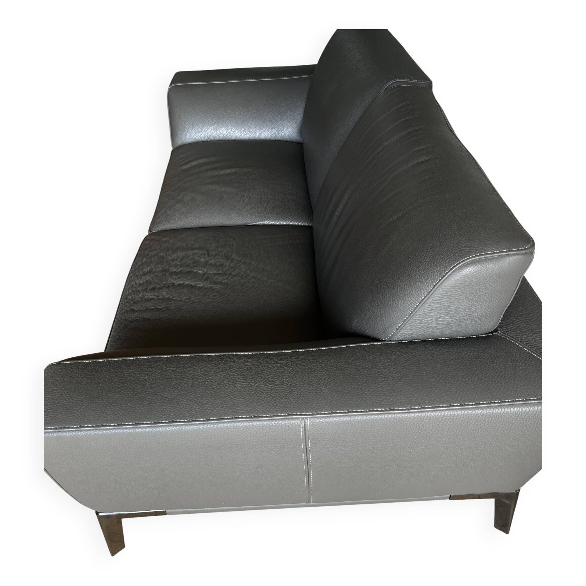 Roche Bobois Réflexion model sofa in taupe leather, 2.5 seats.