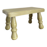 Stool with turned legs