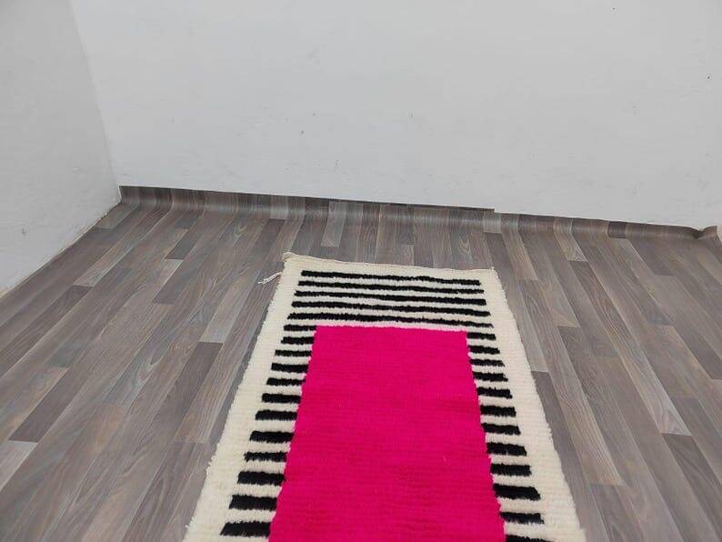 Handmade wool rug from Oued Zem