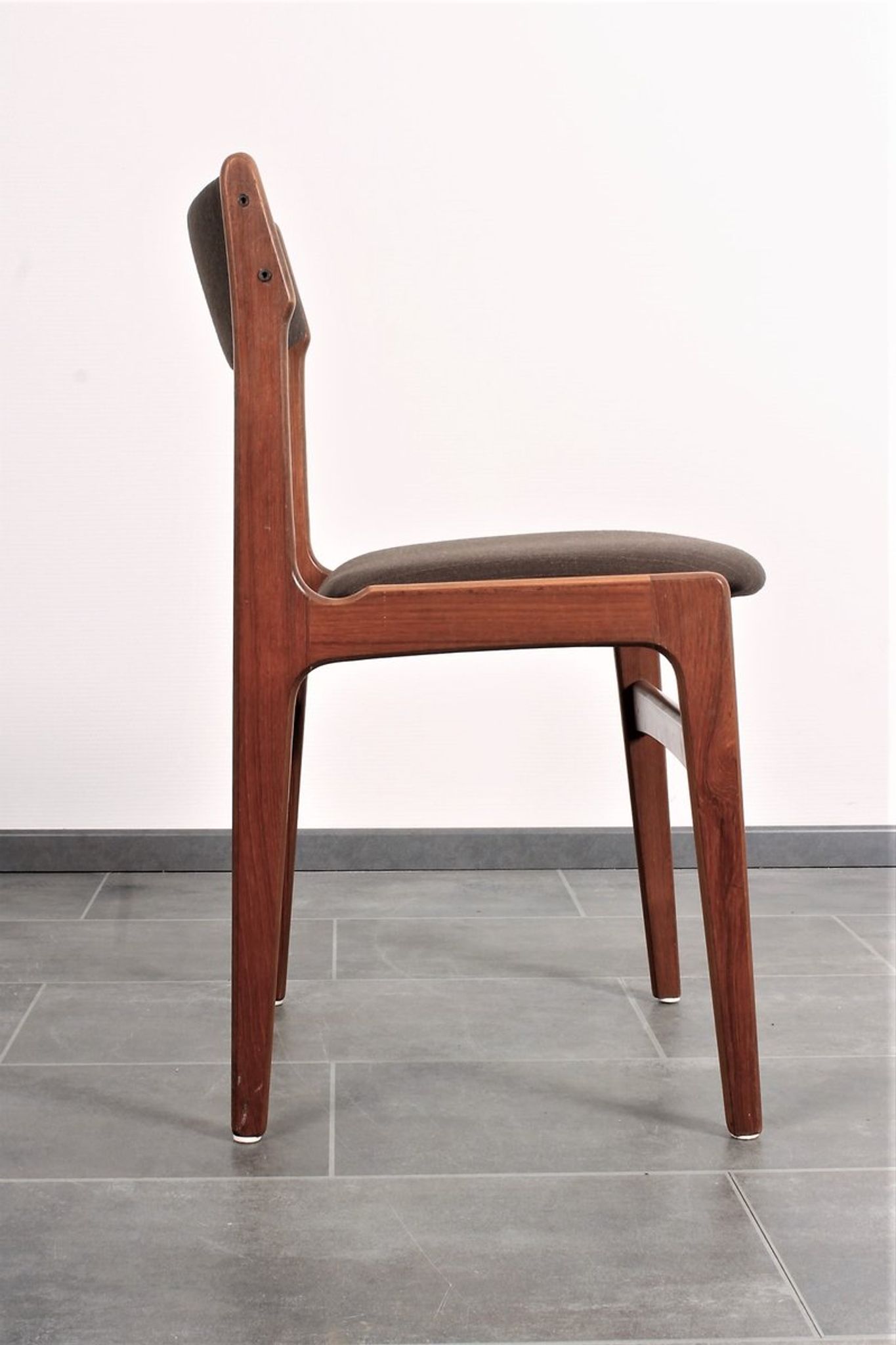 Set de 4 chaises de salle à manger en teck par Erik Buch pour Anderstrup 1950s