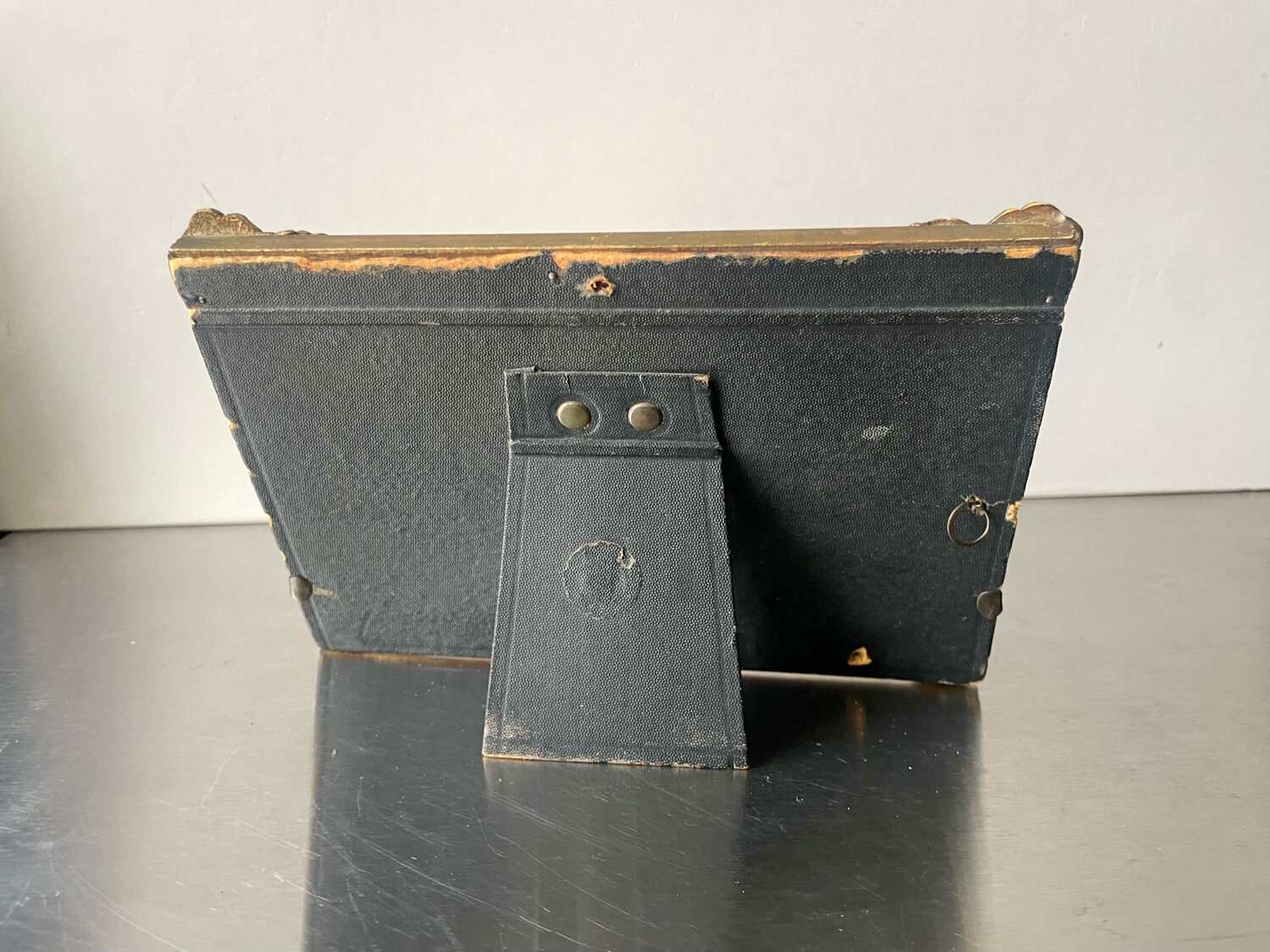 Antique art nouveau frame gilded wood measurements 20 cm x 14 cm convex glass