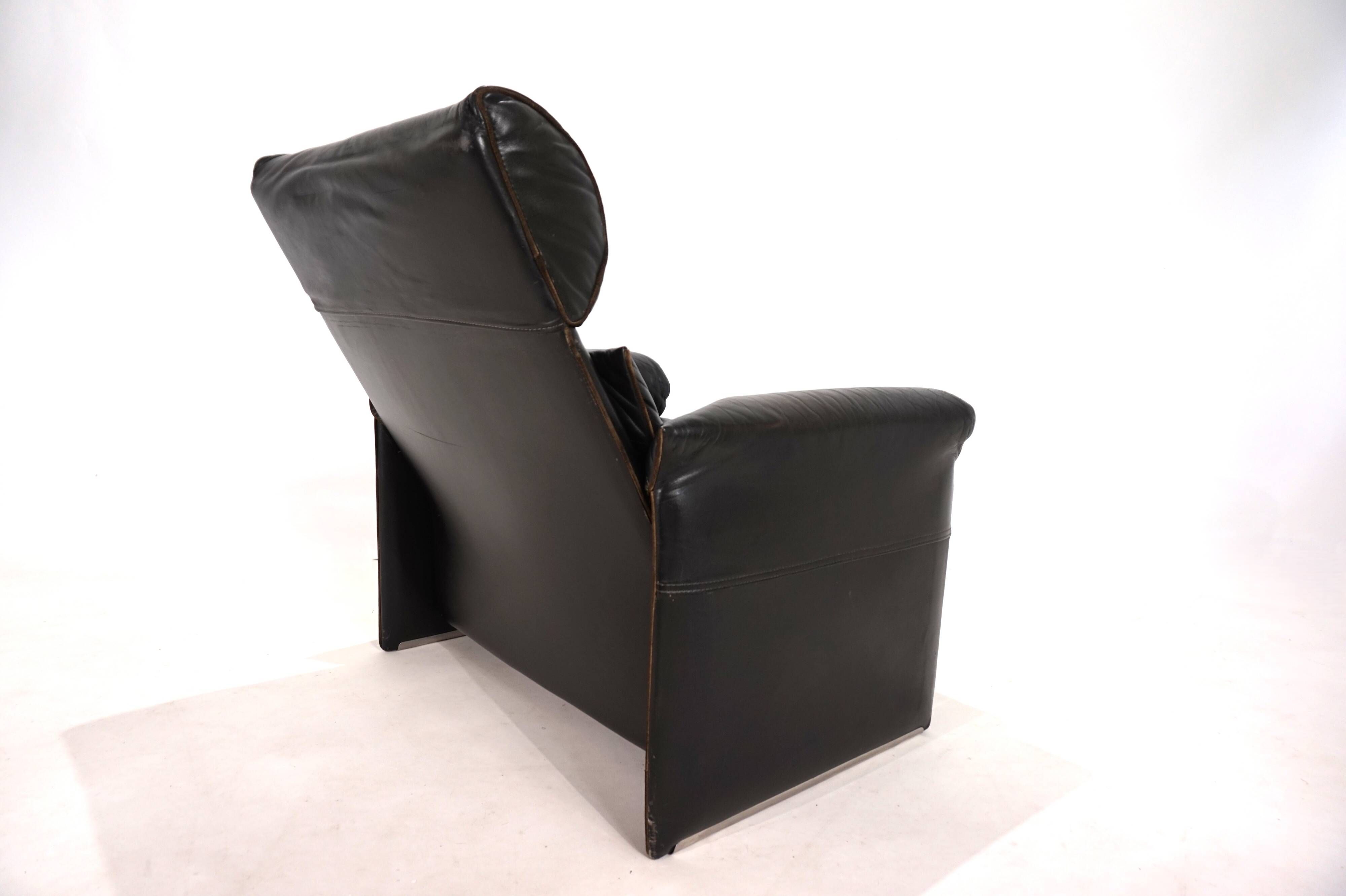 Saporiti Italia leather armchair by Giovanni Offredi, 1970