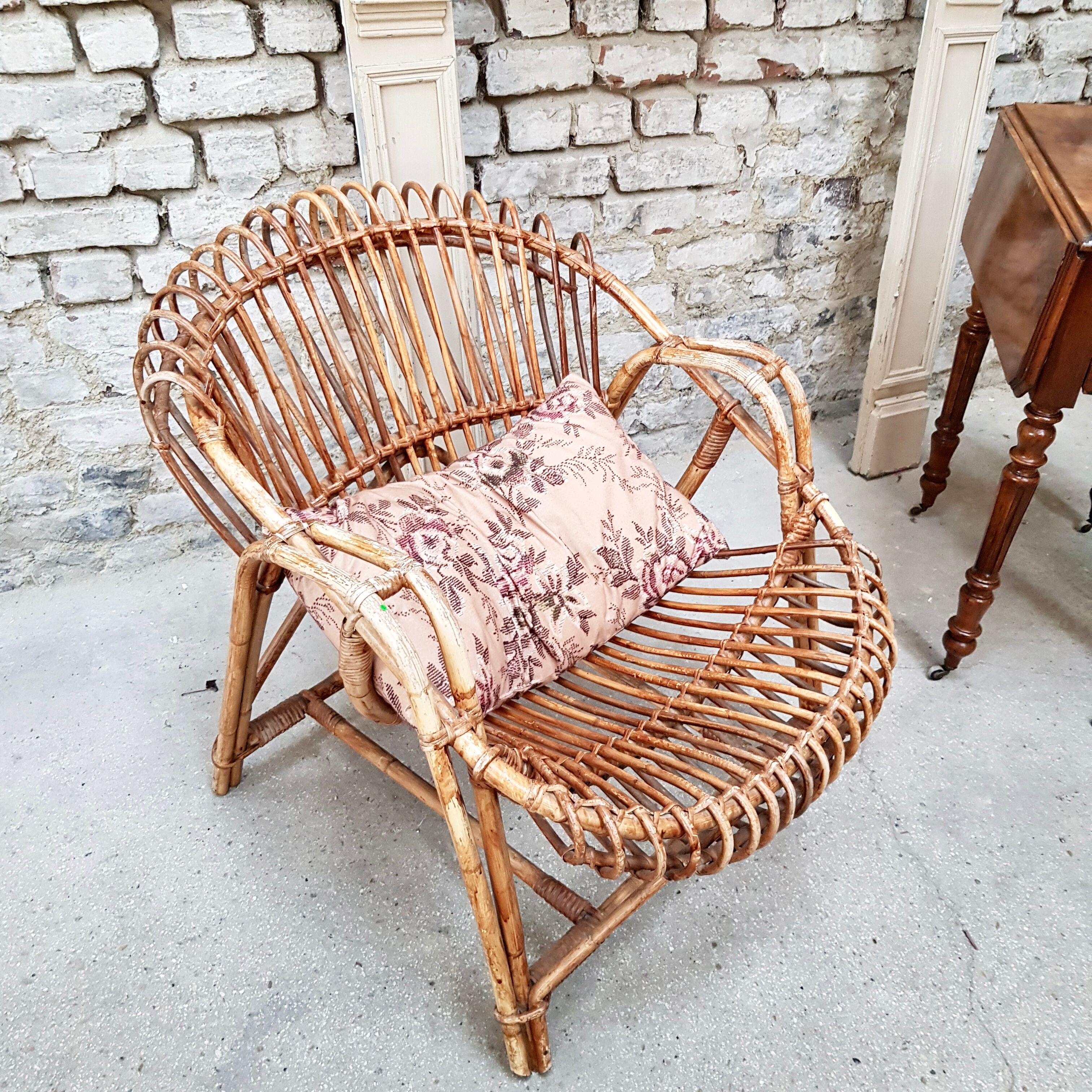 Armchair basket adult wicker curly