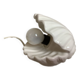 White scallop shell lamp