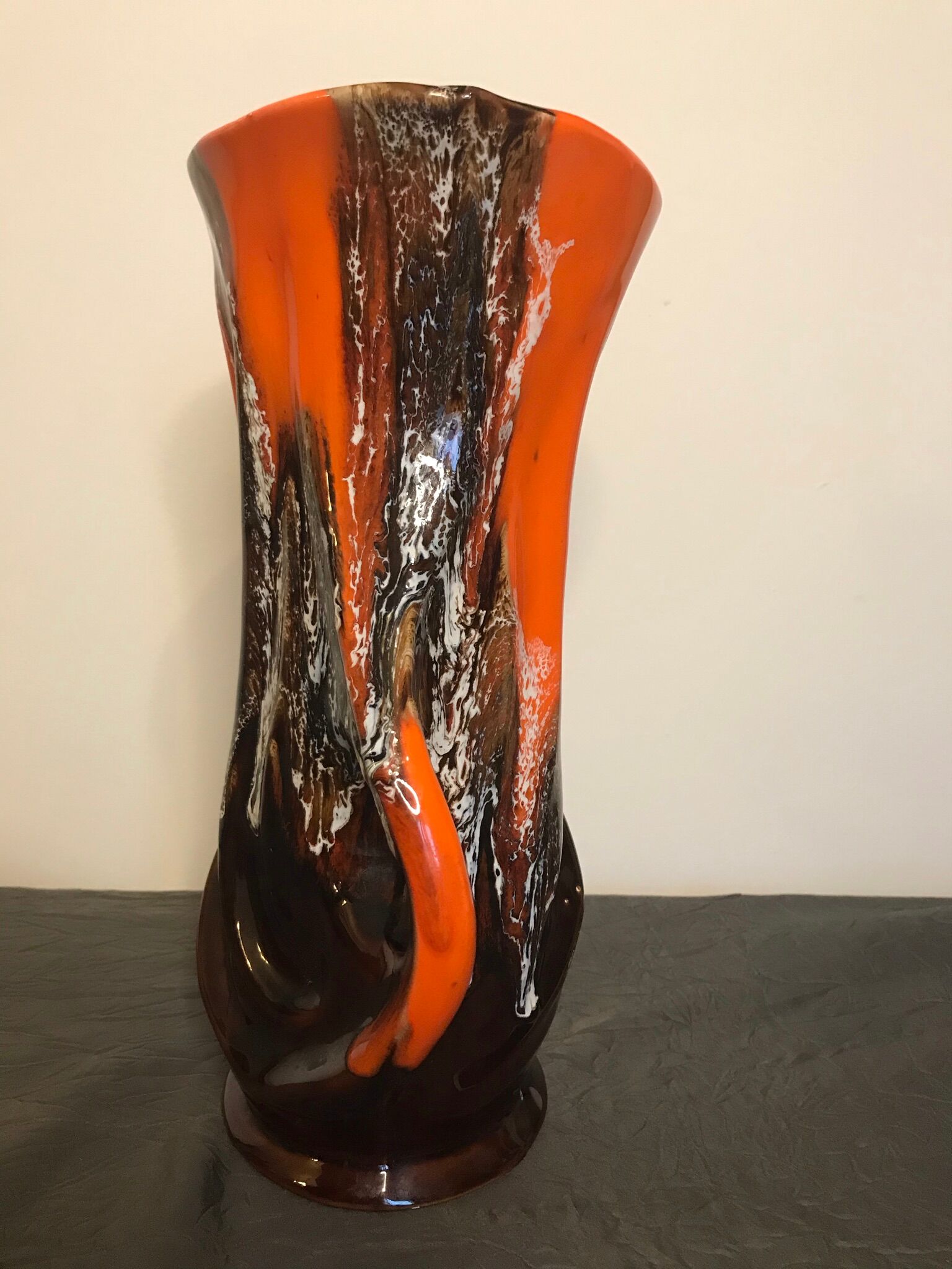 Vintage Vase Vallauris with red and brown handles XXth
