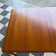 Table danoise en teck HW Klein pour Bramin