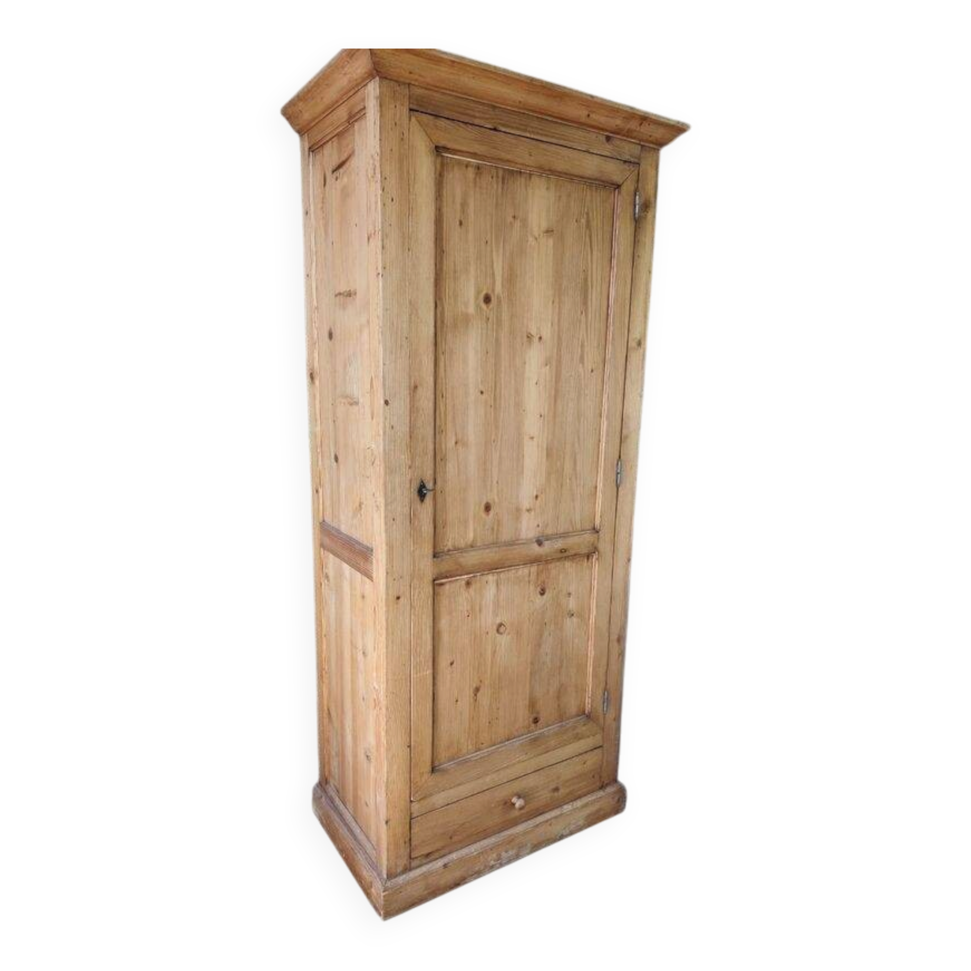 Armoire bonnetière