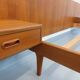 Lit double vintage scandinave en teck des années 60 avec chevets intégrés
