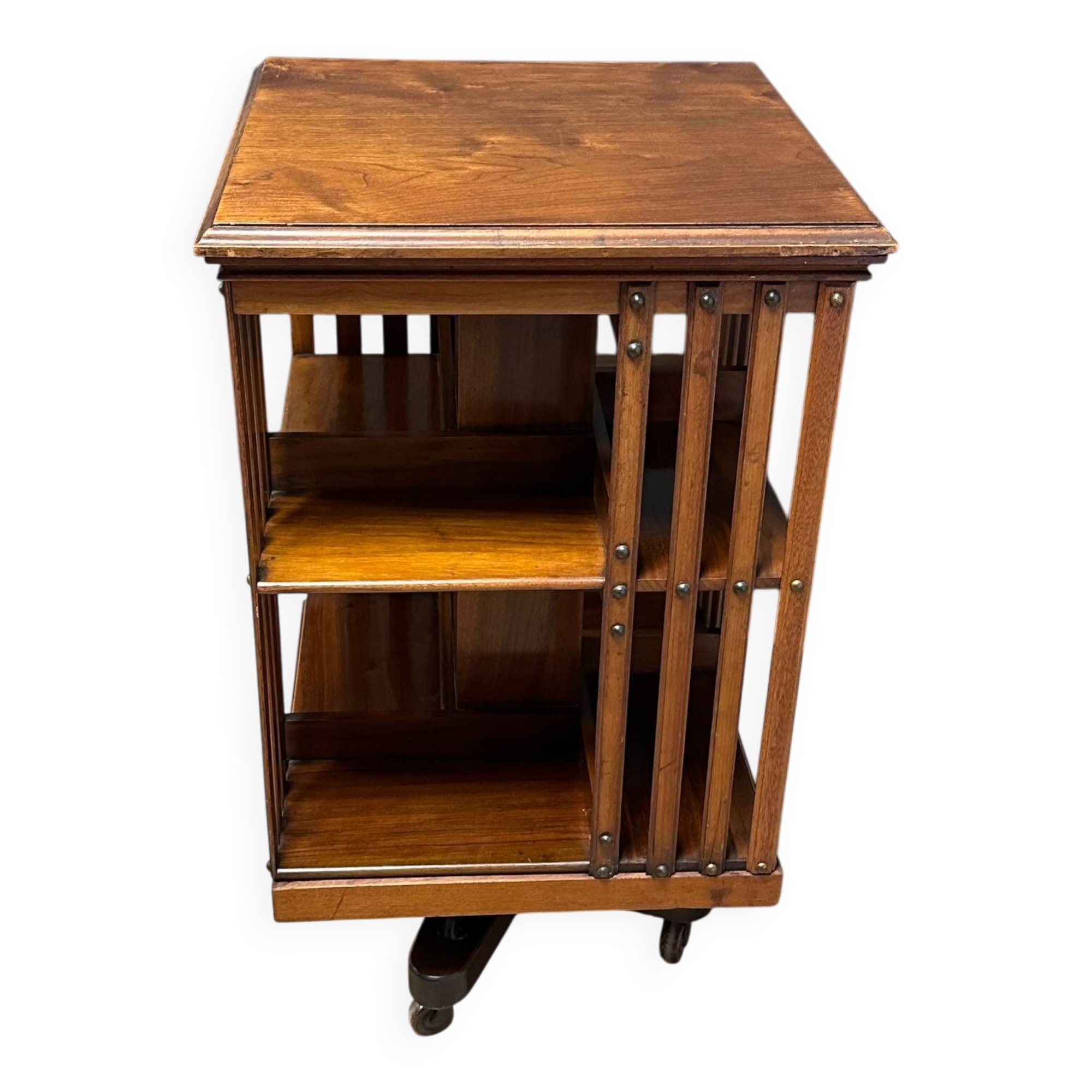Revolving bookcase