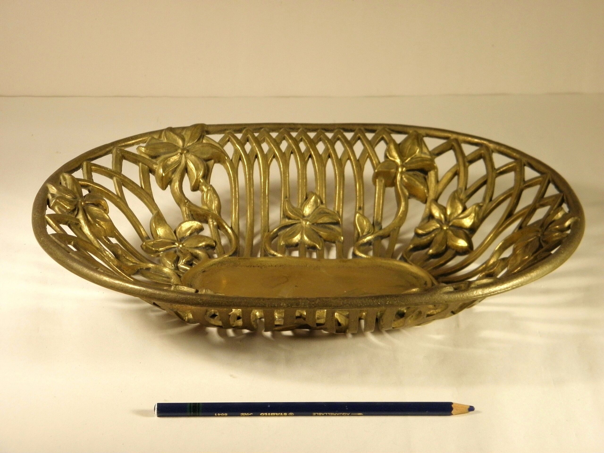 Brass fruit basket