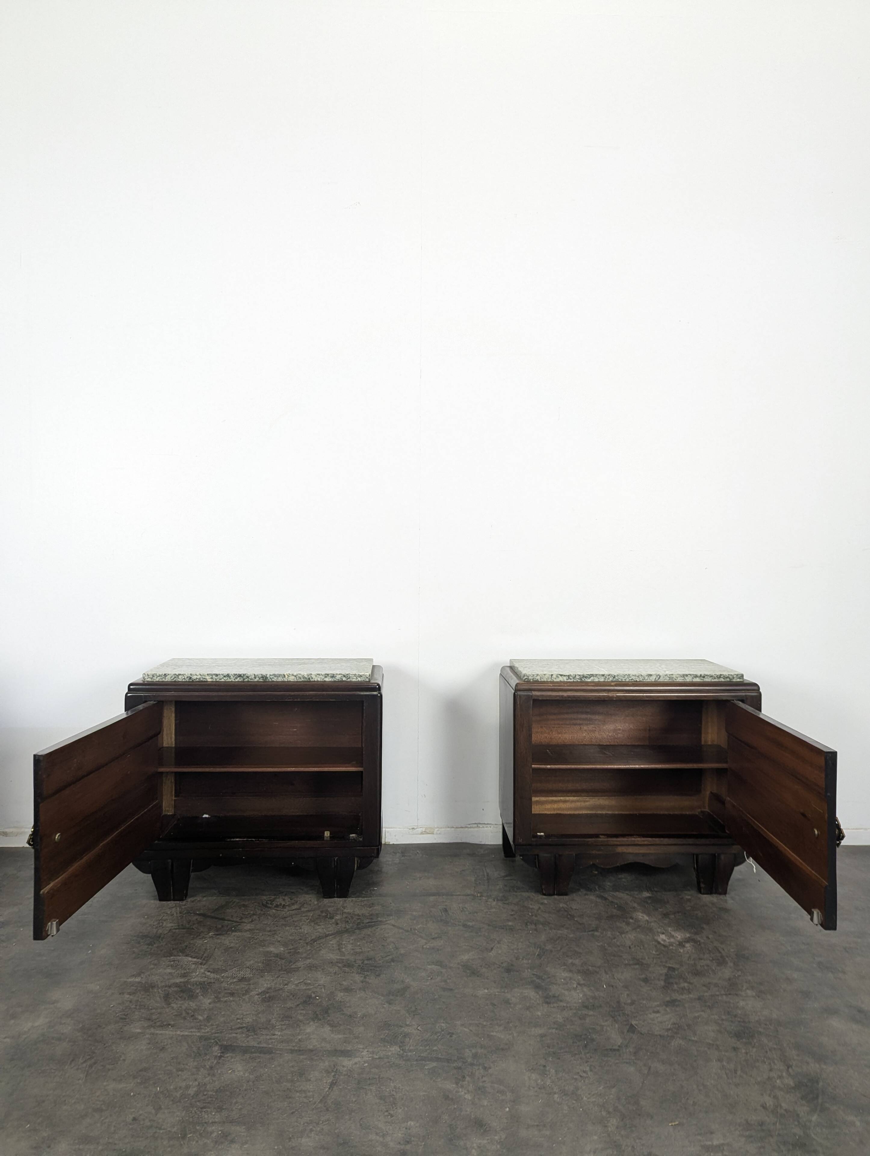 Paire de chevets Art Déco en acajou