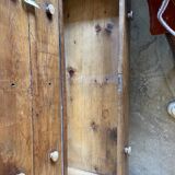Oak chest of drawers