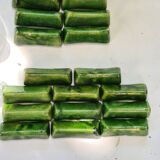Enamelled knife holders