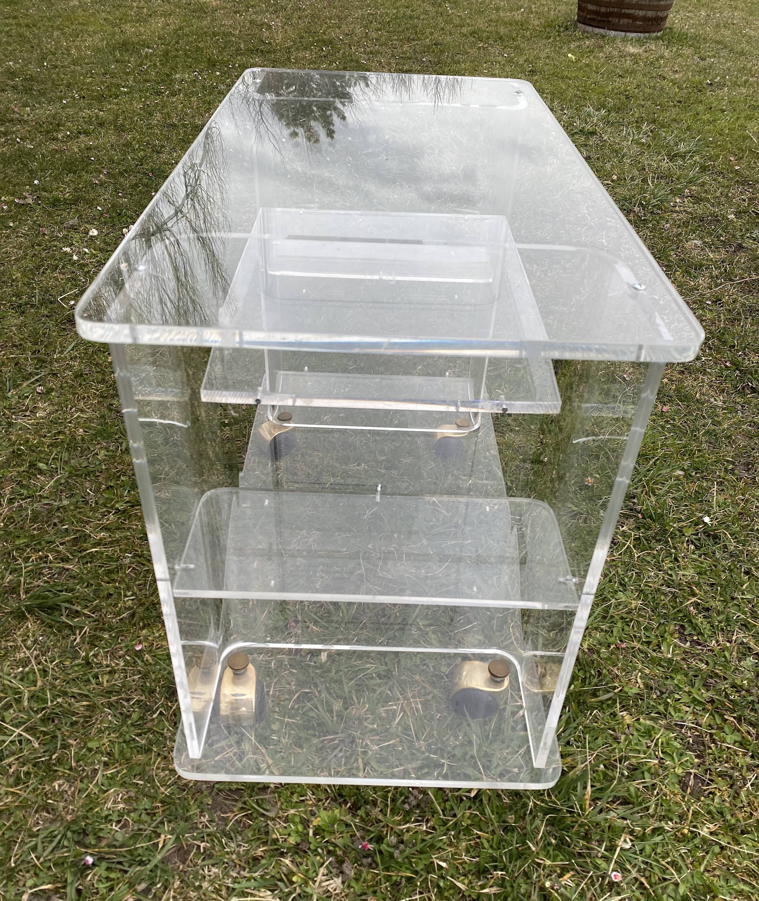 Vintage 1970s Plexiglas rolling serving table