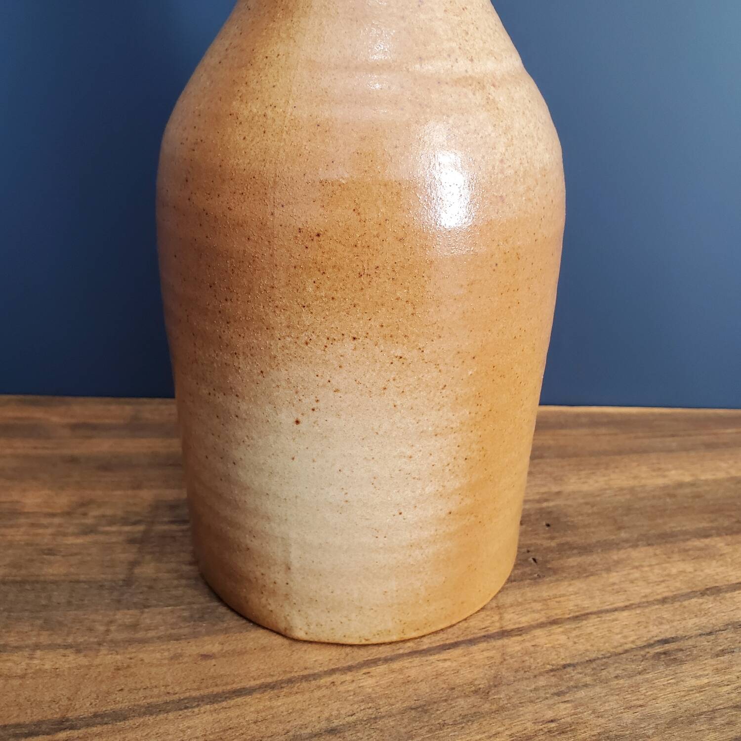 Arnon sandstone vase carafe