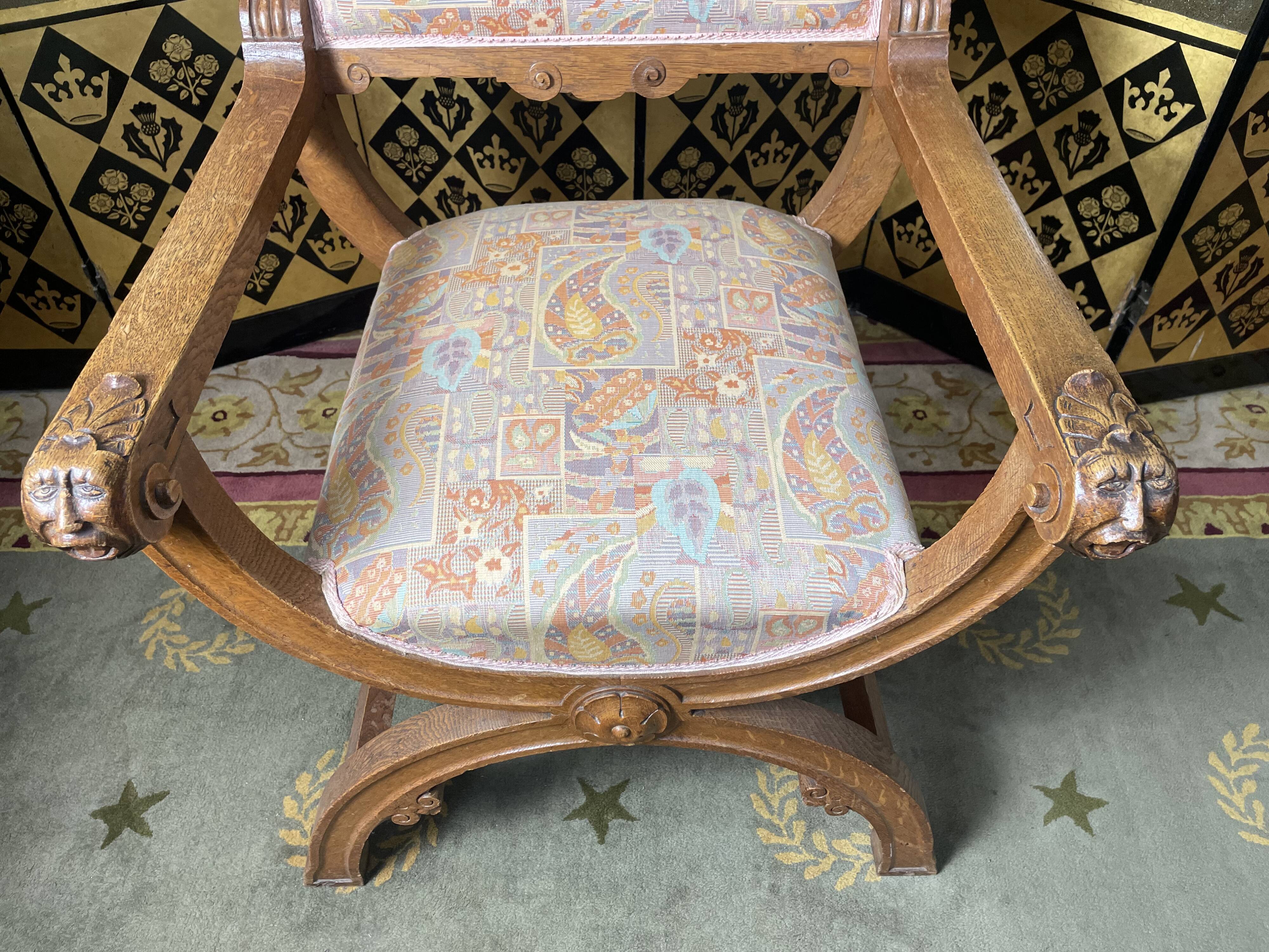 Fauteuil dagobert « curule » chêne 1950