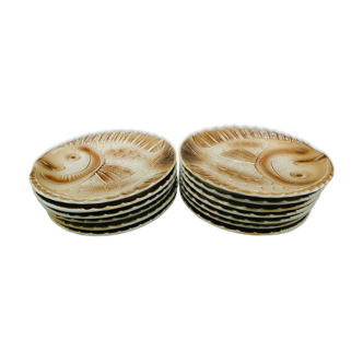 13 Sarreguemines plates decorated with fish