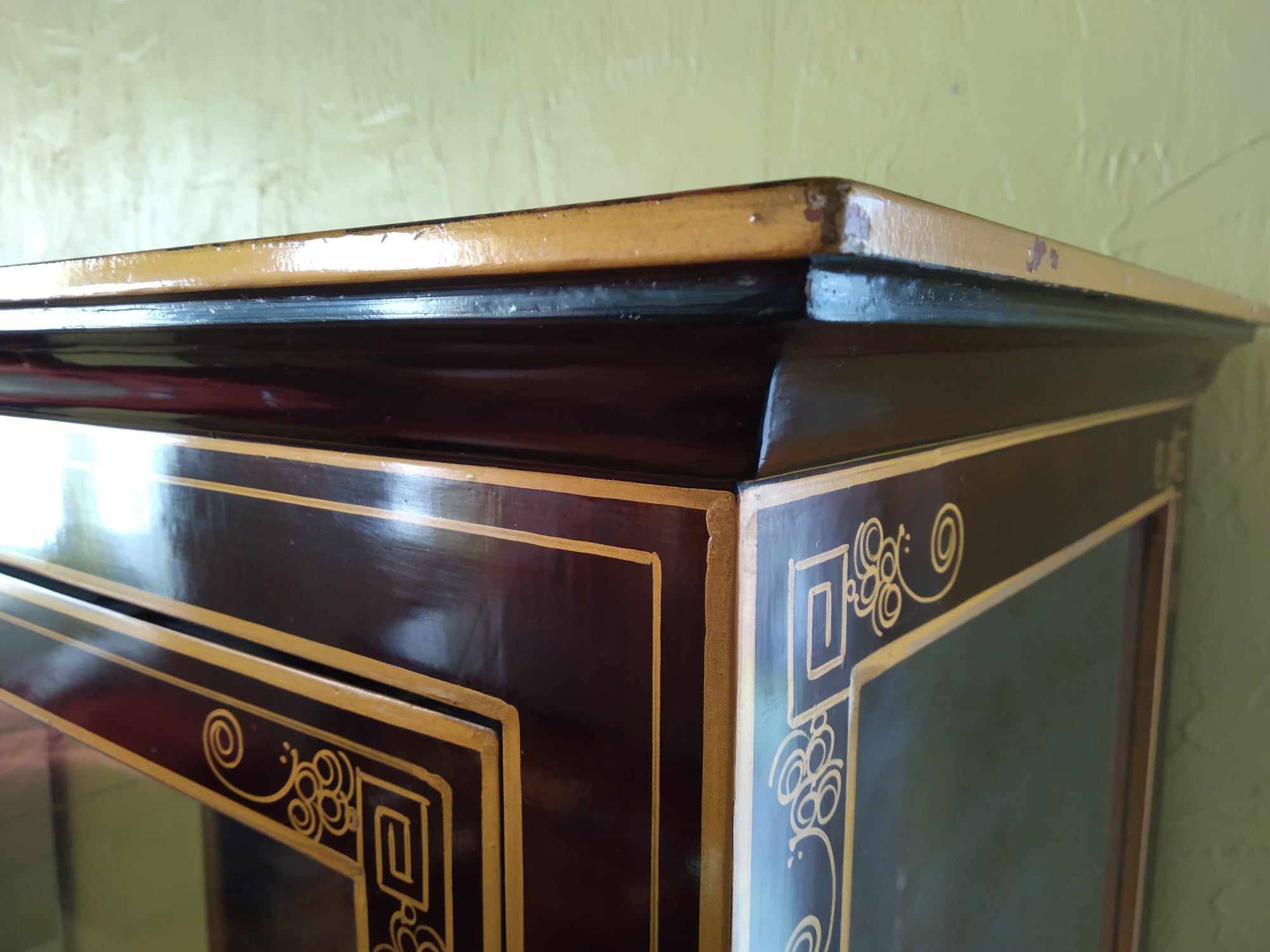 Lacquered Wood Showcase, China, 1950