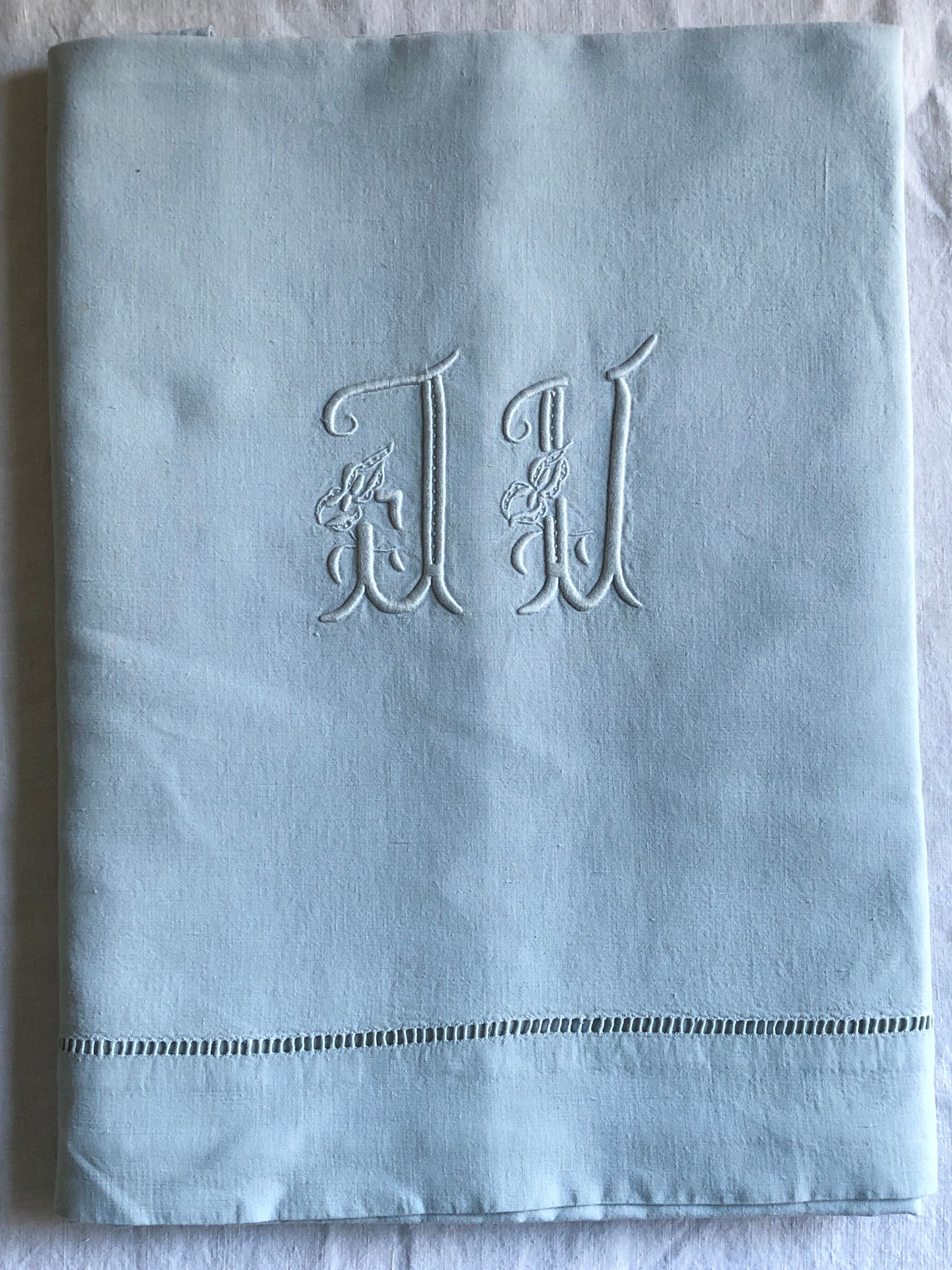 Drap ancien en lin et coton teinté en céladon