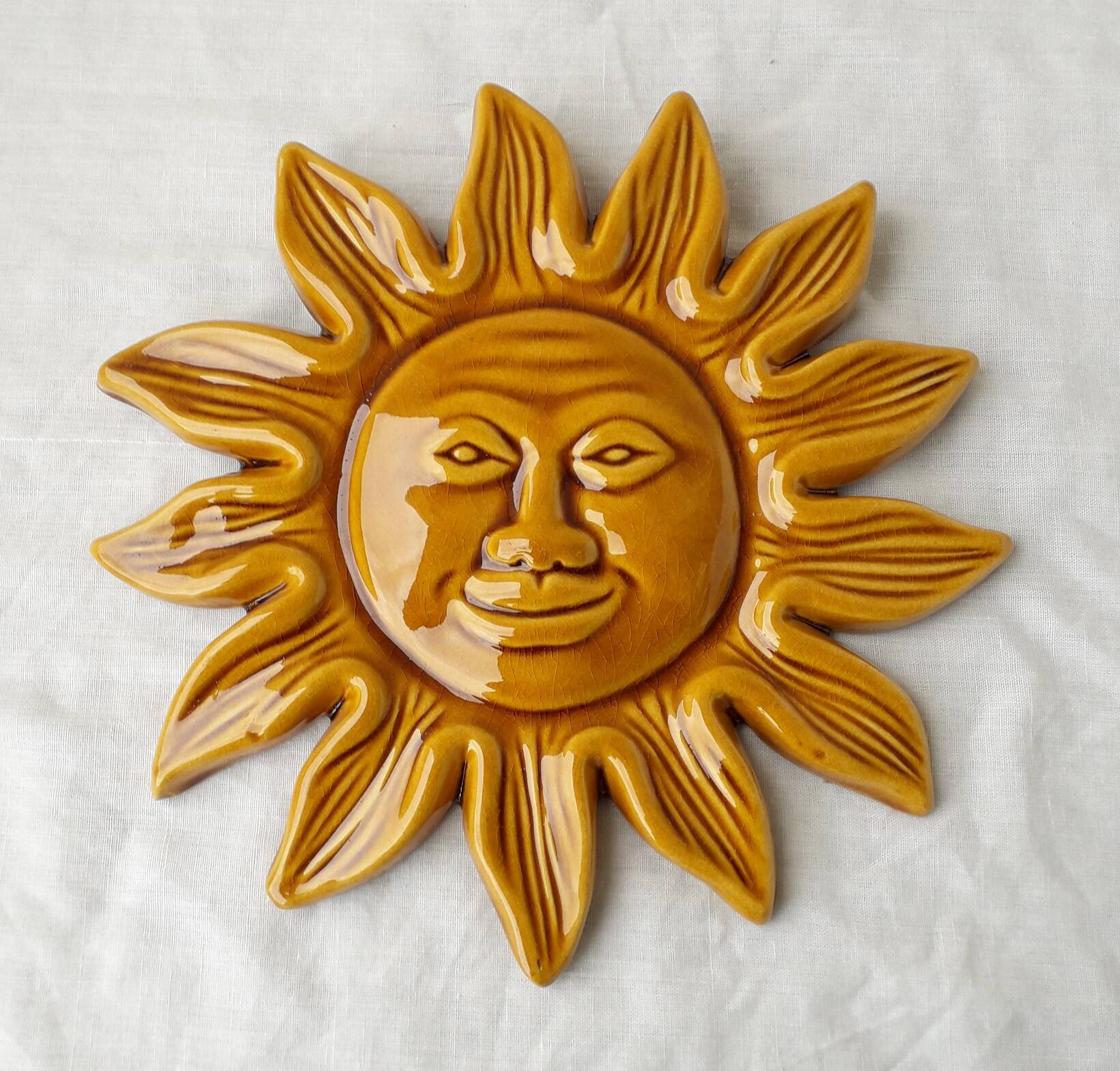 Ceramic wall sun