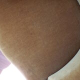 Fauteuil crapaud en velours ocre
