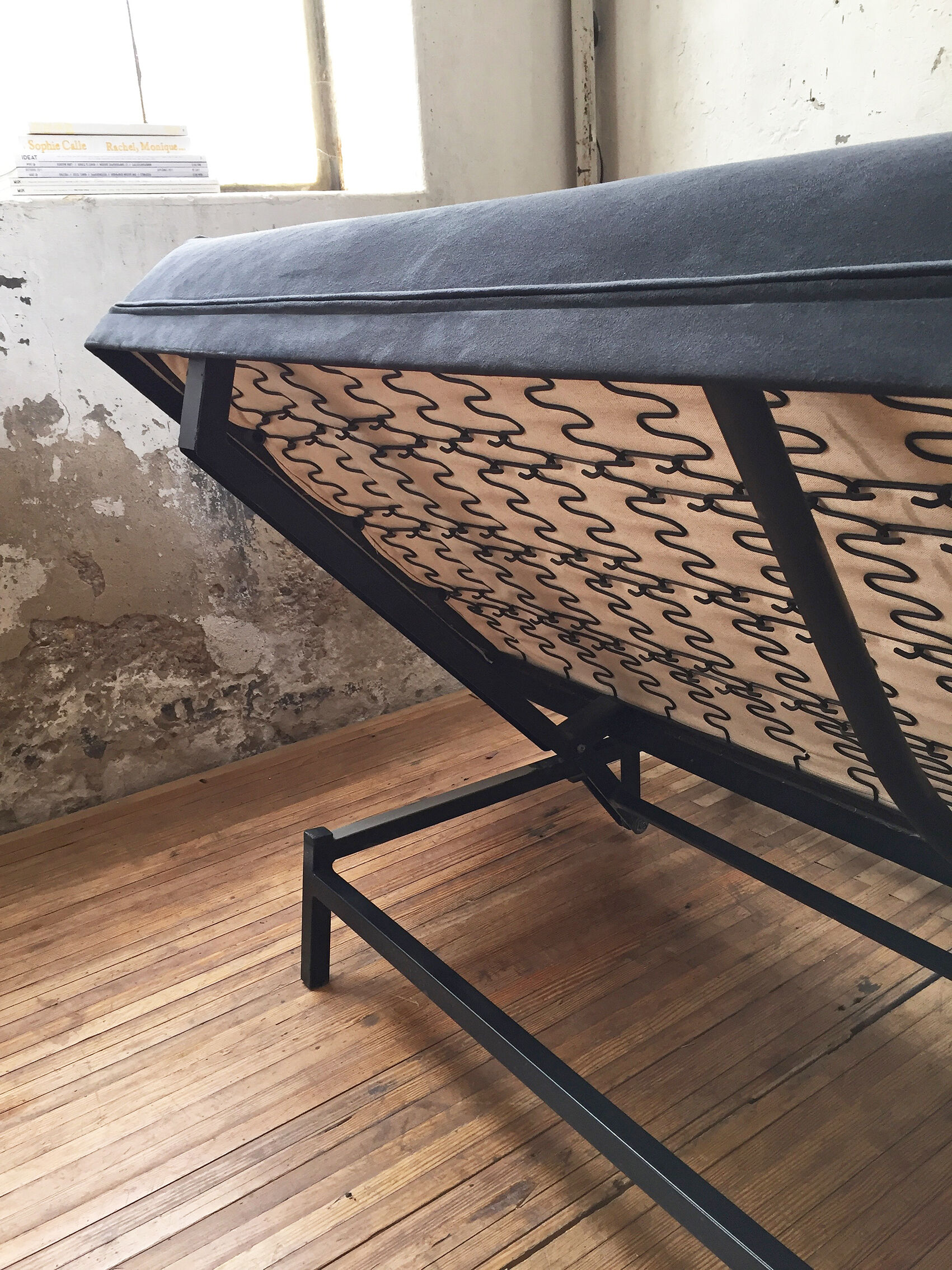 André Simard bench sofa for Airborne