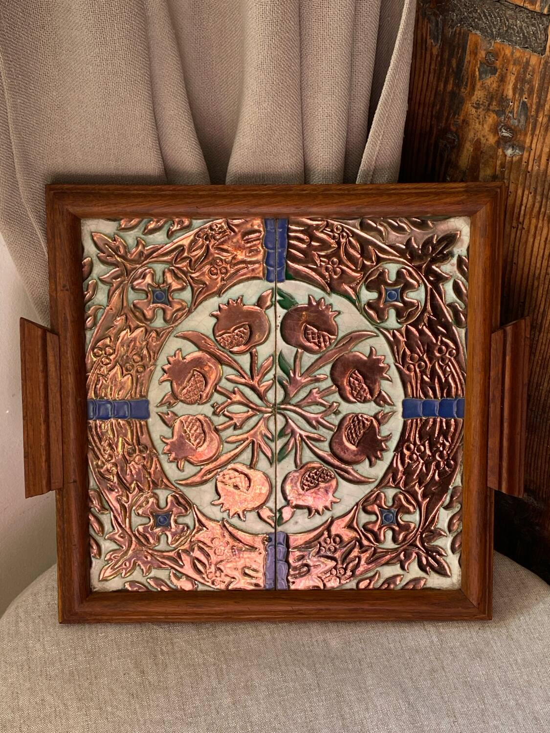 Plateau espagnole antique en céramique et bois