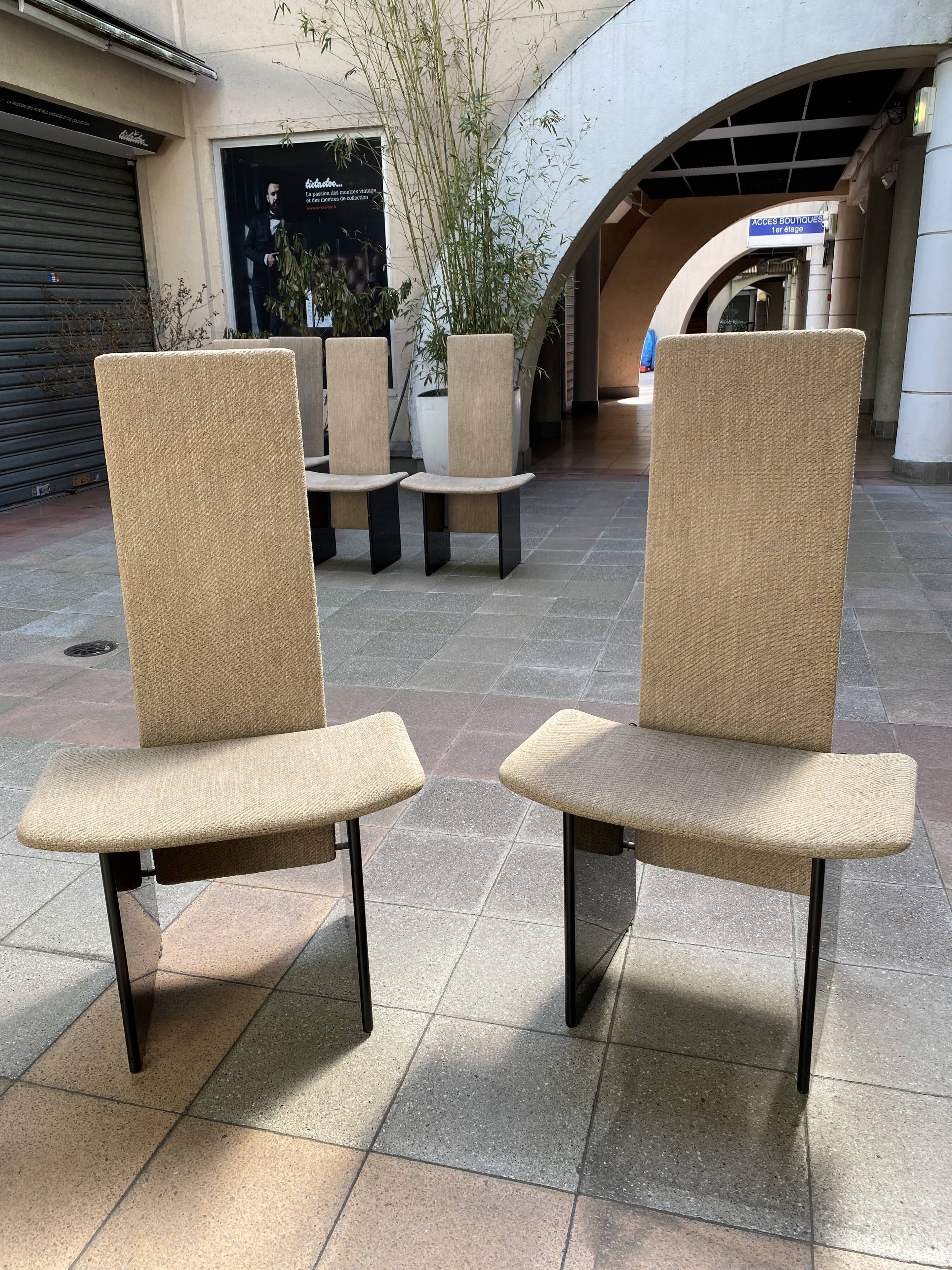 Series of 6 chairs Kazuhide Takahama